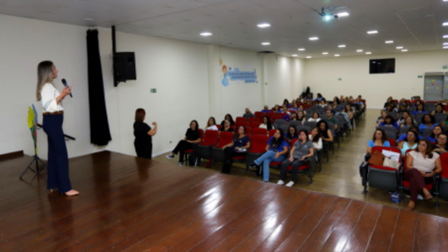 Jacareí promove ações de conscientização sobre autismo durante o Abril Azul