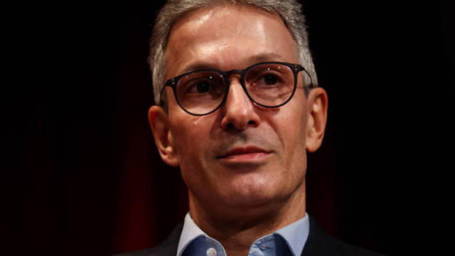 Zema diz que aposentado não deve ter ganho real e reacende debate